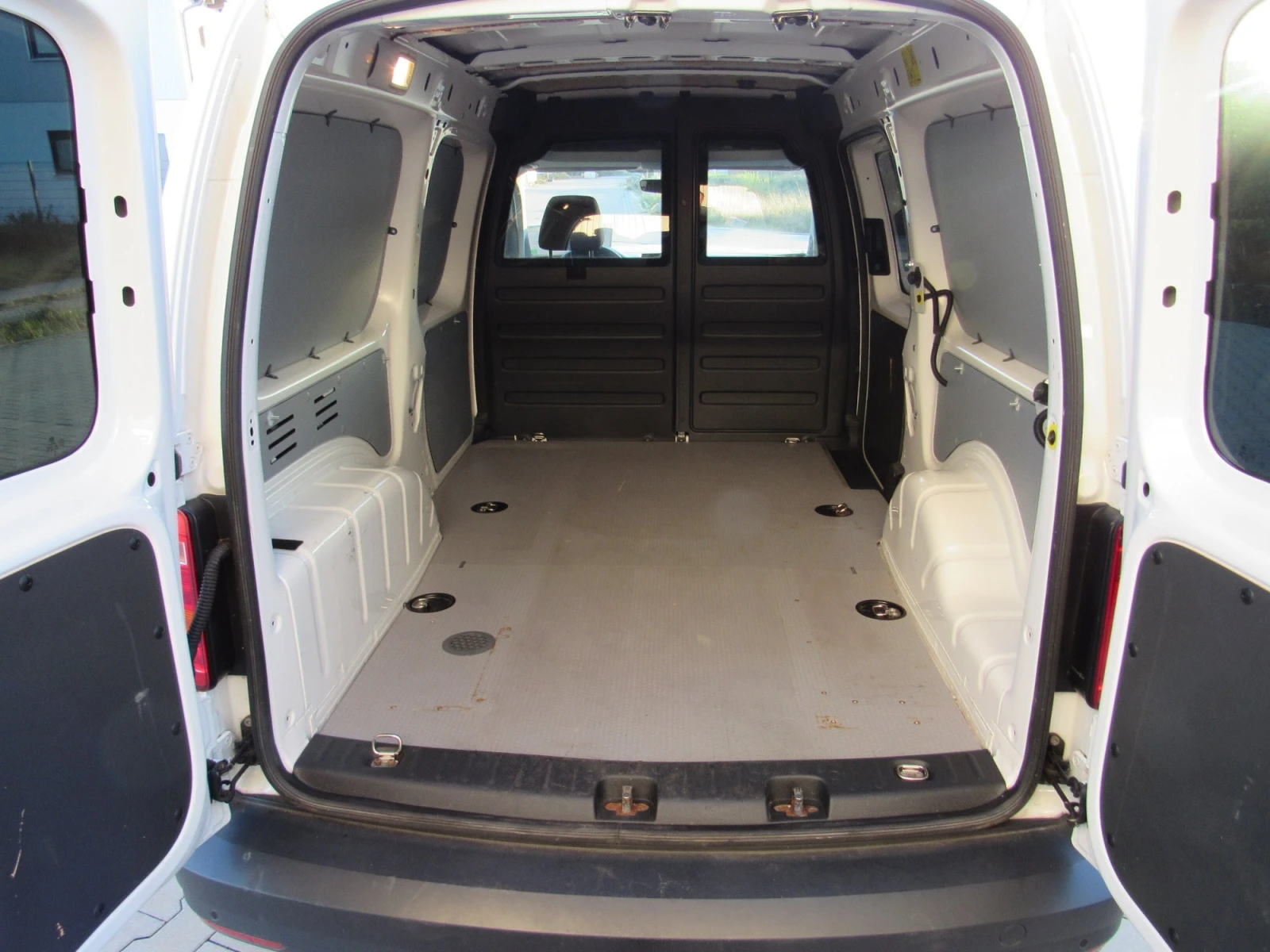 VW Caddy Maxi 1.4 TGI | Mobile.bg � ����������� 7