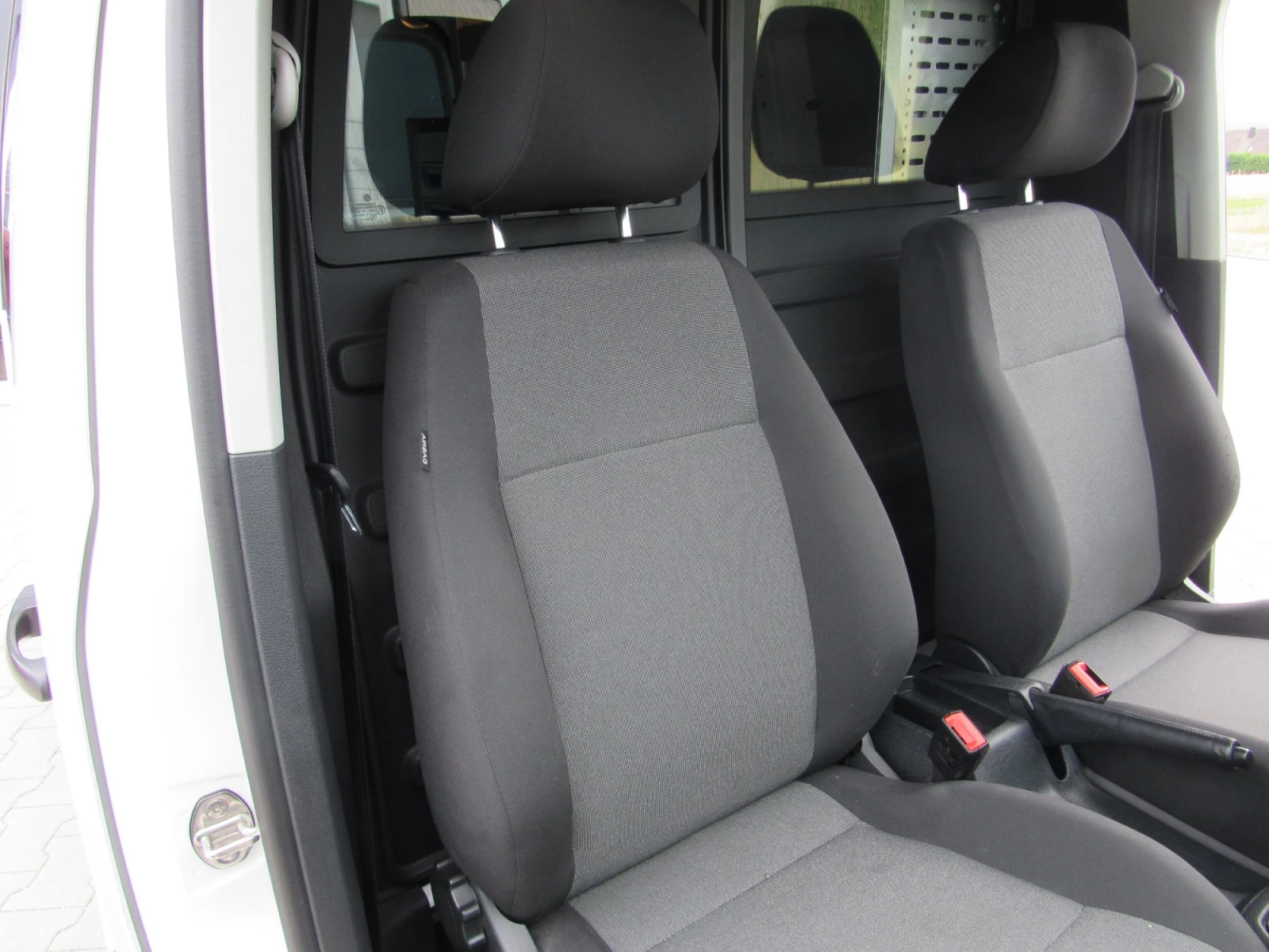 VW Caddy Maxi 1.4 TGI | Mobile.bg � ����������� 8