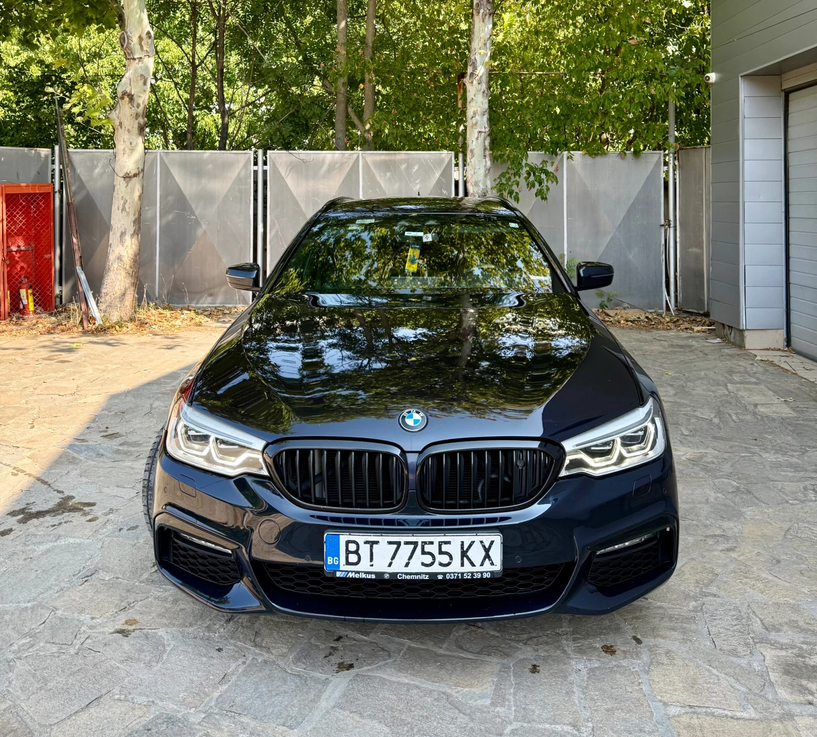 BMW 530 D xDrive, снимка 2 - Автомобили и джипове - 53914190