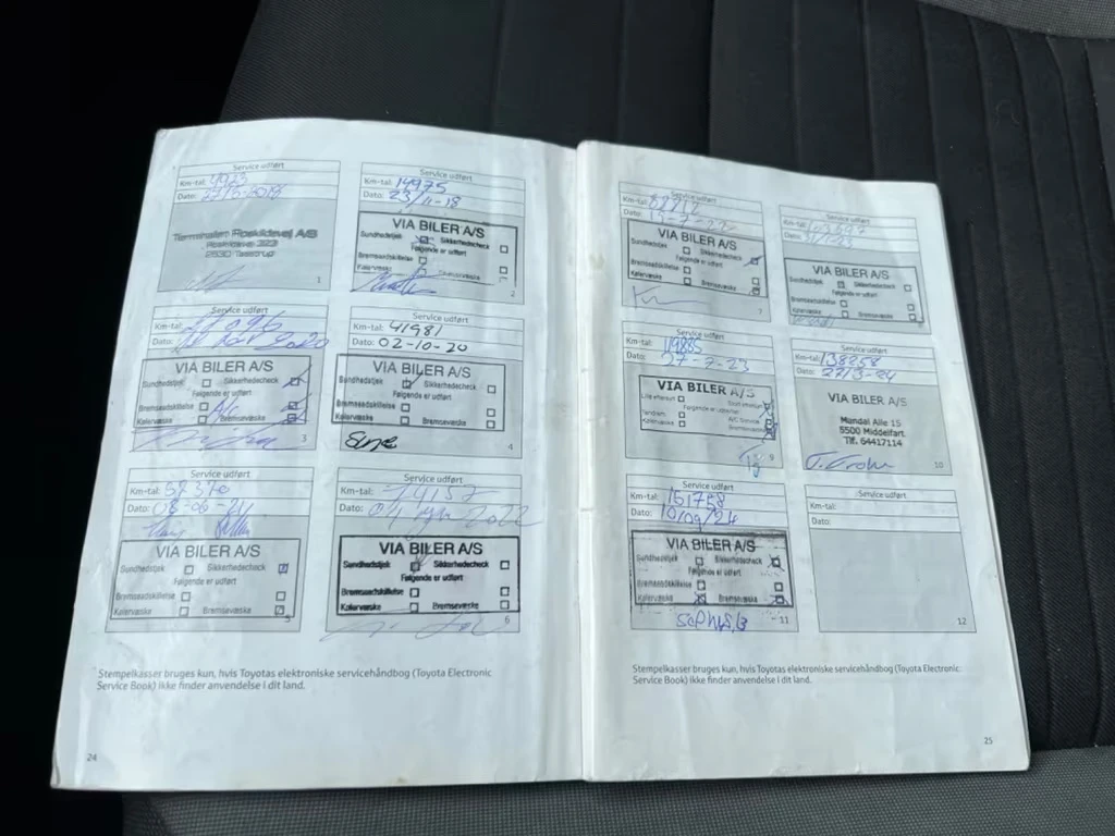 Toyota Auris 1.2 benzin 116ps DK, снимка 7 - Автомобили и джипове - 54242152