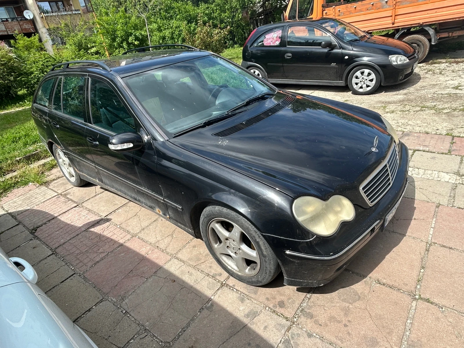 Mercedes-Benz C 220, снимка 6 - Автомобили и джипове - 54771701