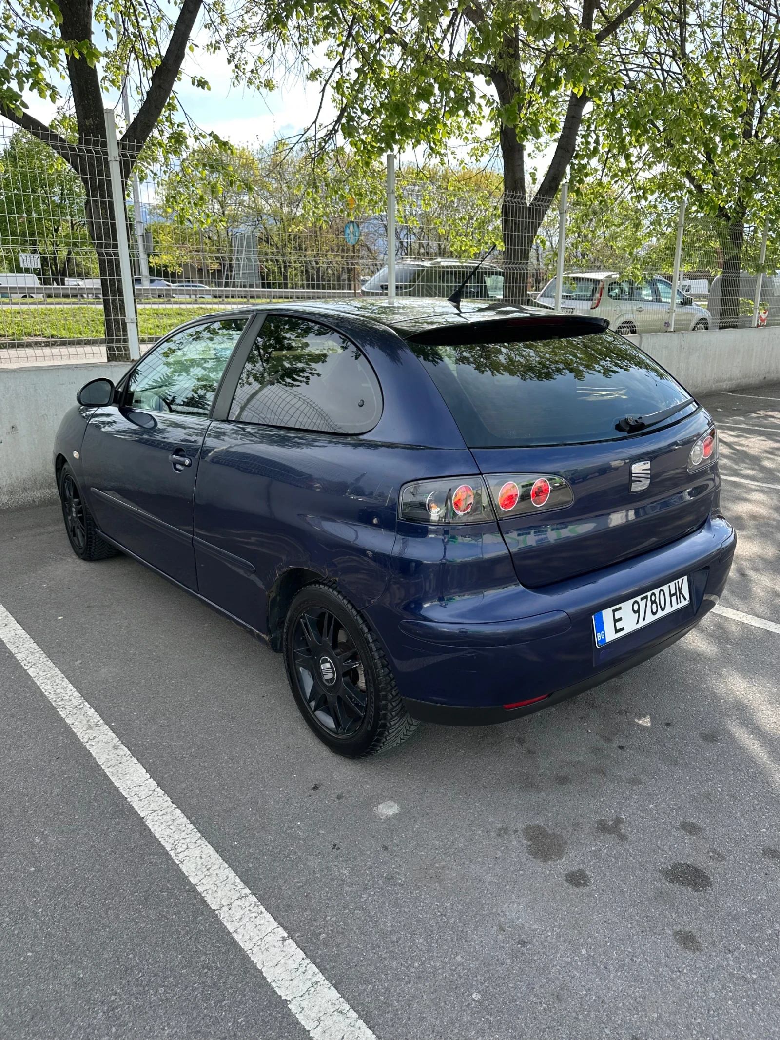 Seat Ibiza, снимка 10 - Автомобили и джипове - 54481962