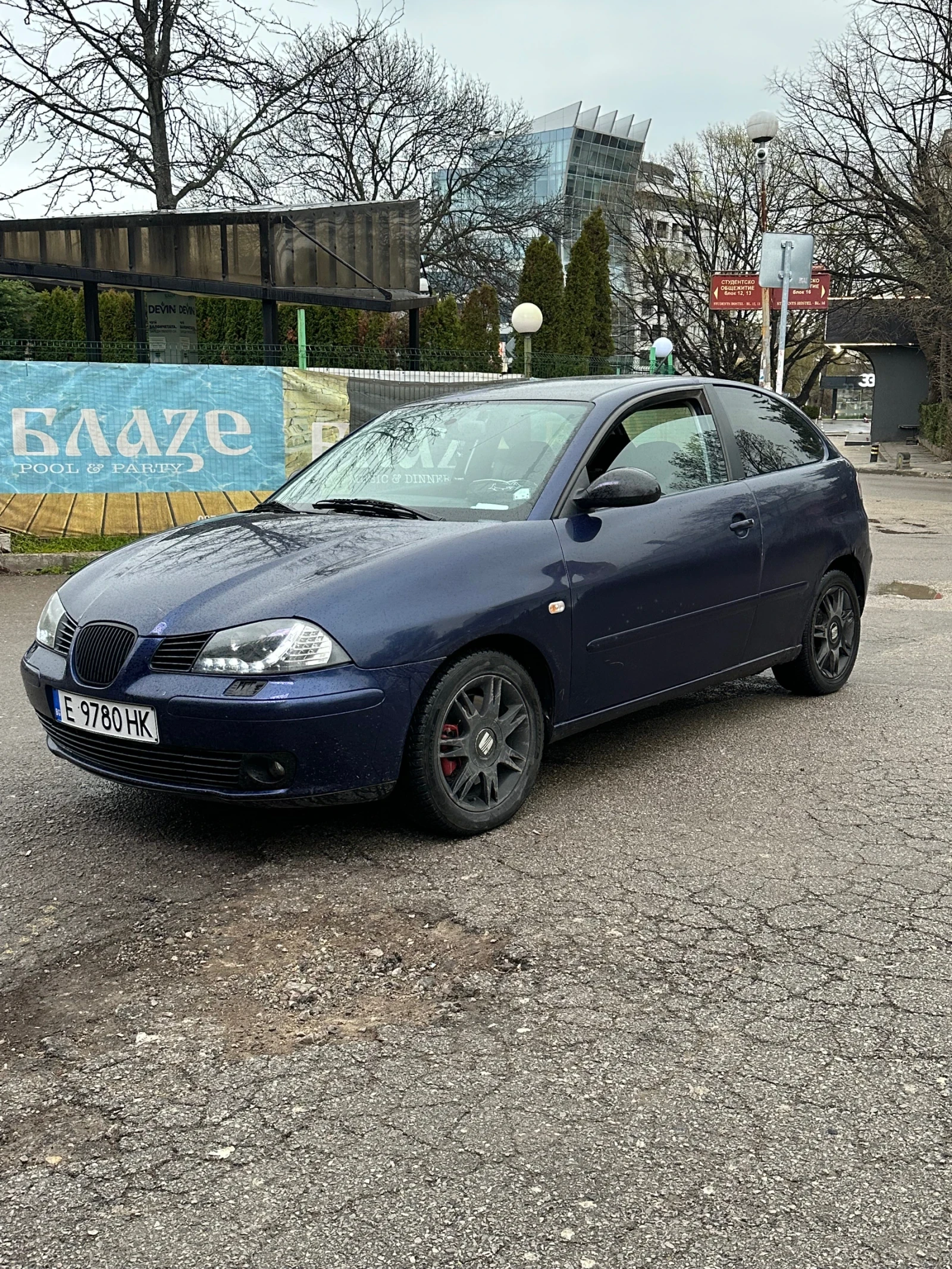 Seat Ibiza, снимка 12 - Автомобили и джипове - 54481962