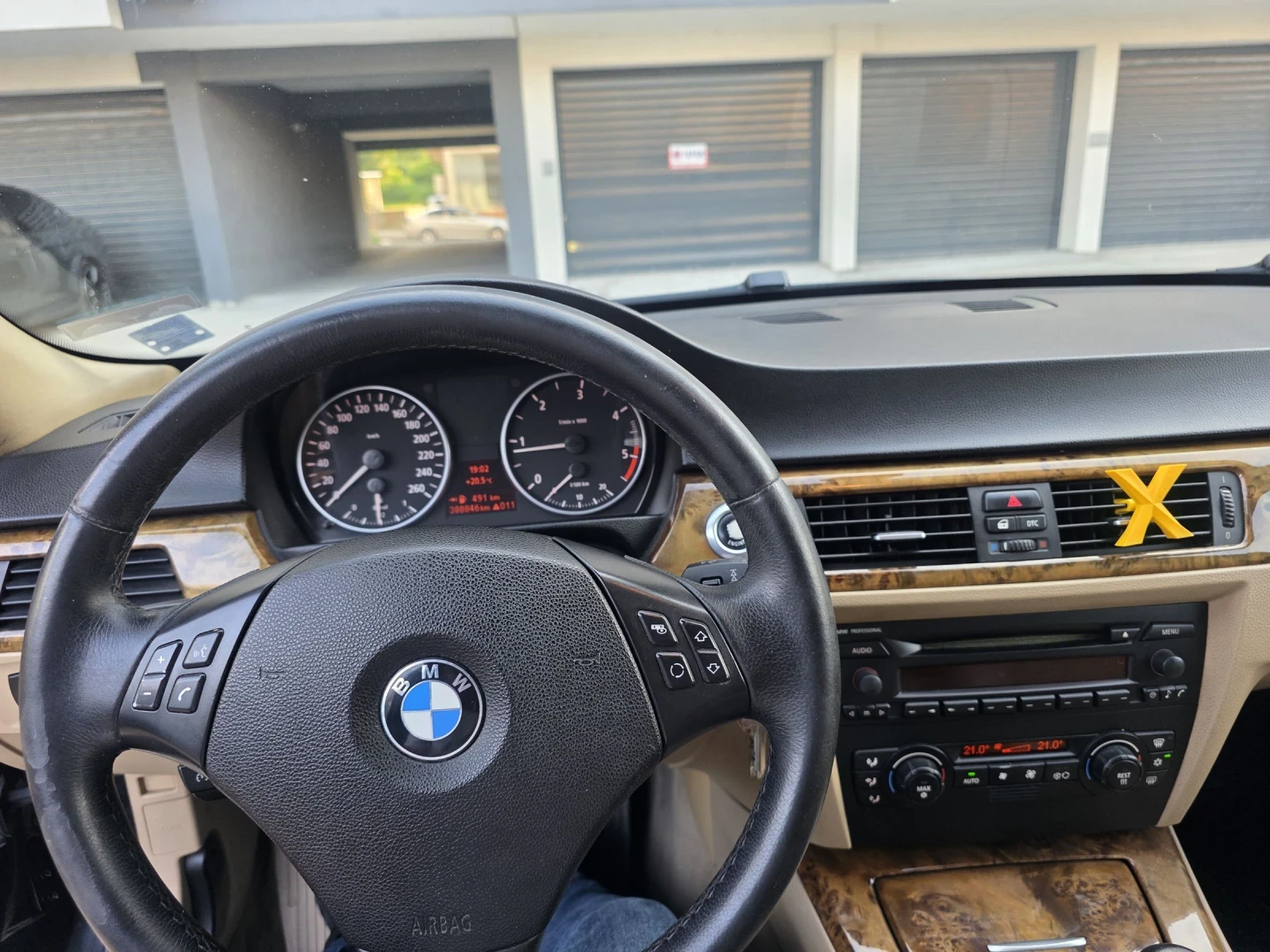 BMW 320 | Mobile.bg � ����������� 10