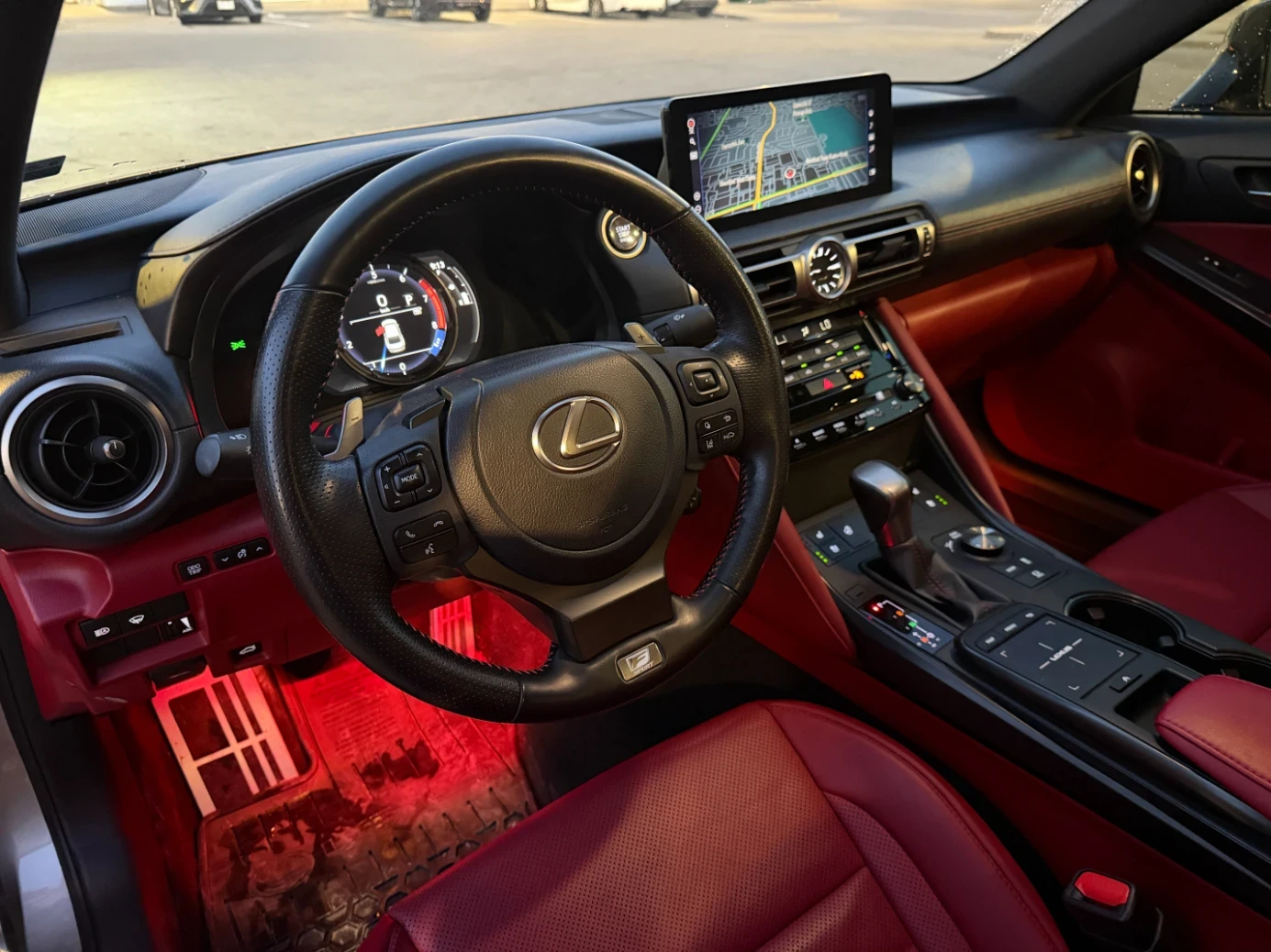 Lexus IS 300 CARFAX, снимка 9 - Автомобили и джипове - 54843405
