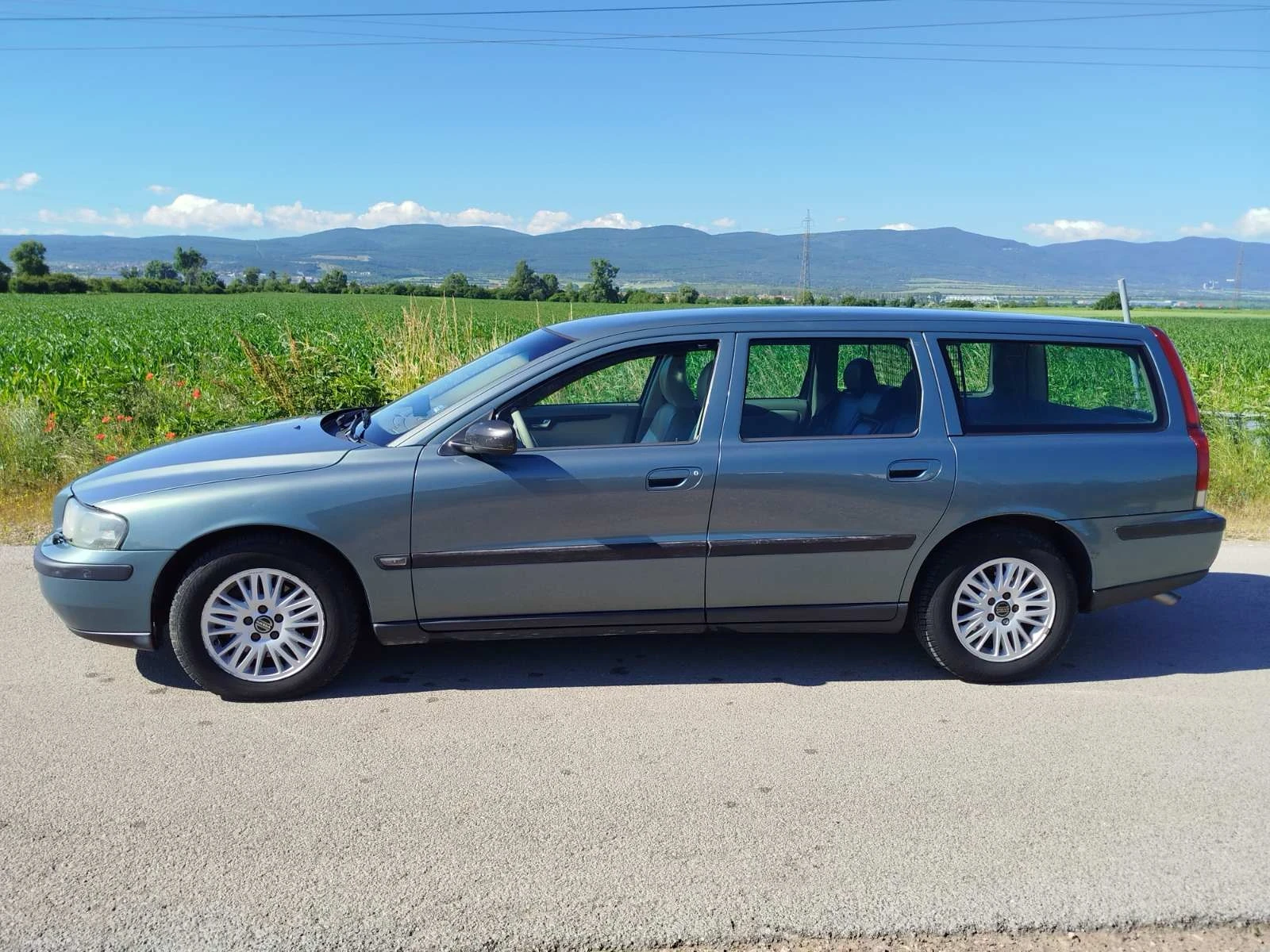 Volvo V70 2.4 130hp | Mobile.bg � ����������� 3