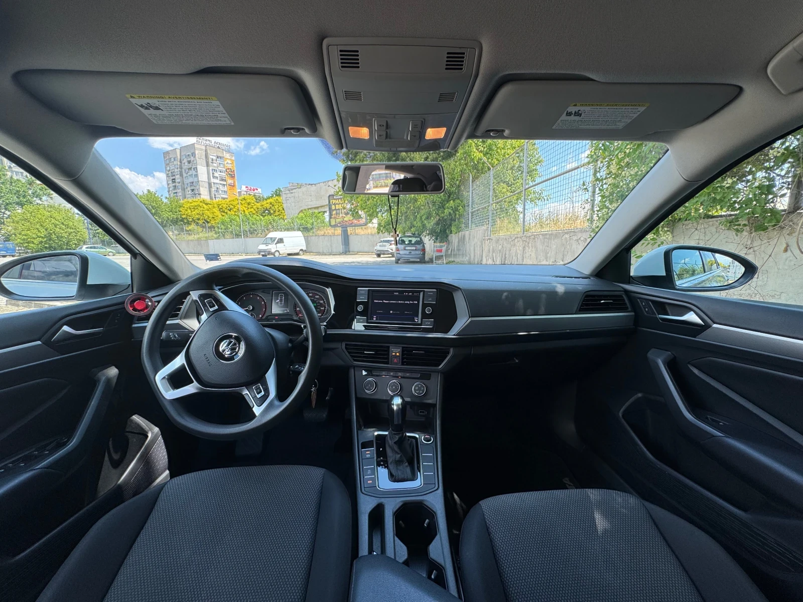 VW Jetta, снимка 10 - Автомобили и джипове - 54979494