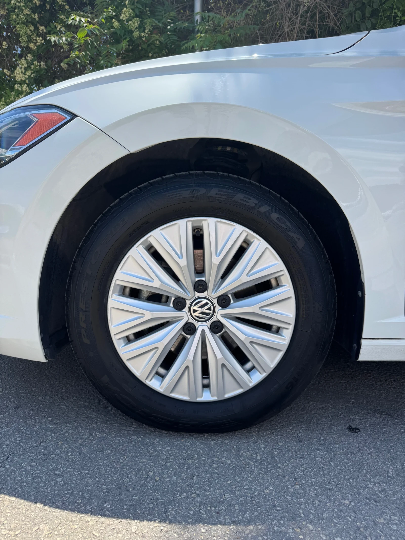 VW Jetta, снимка 9 - Автомобили и джипове - 54979494