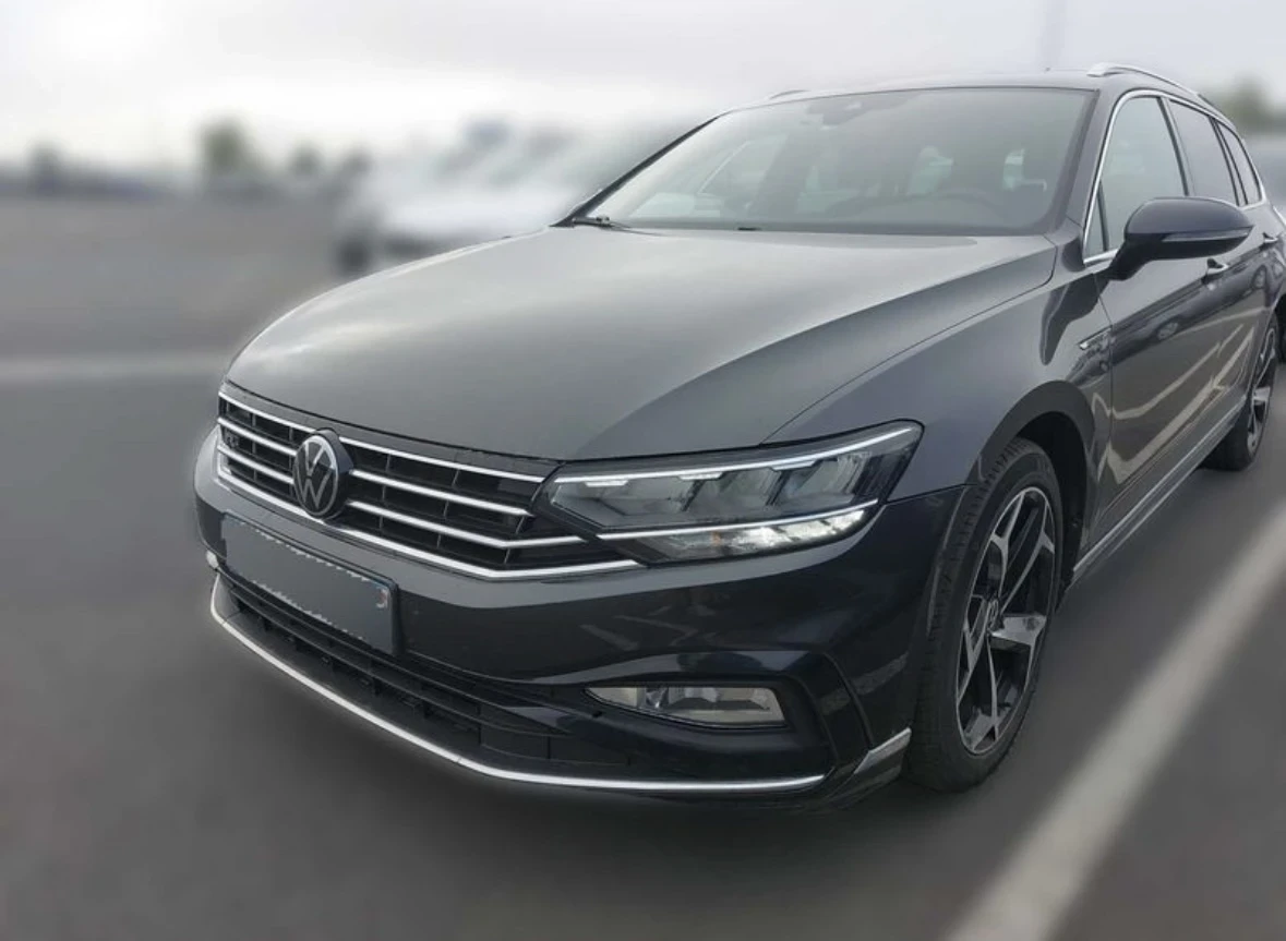 VW Passat 2.0TDI* R-LINE* Digital* Камера, снимка 2 - Автомобили и джипове - 55266238