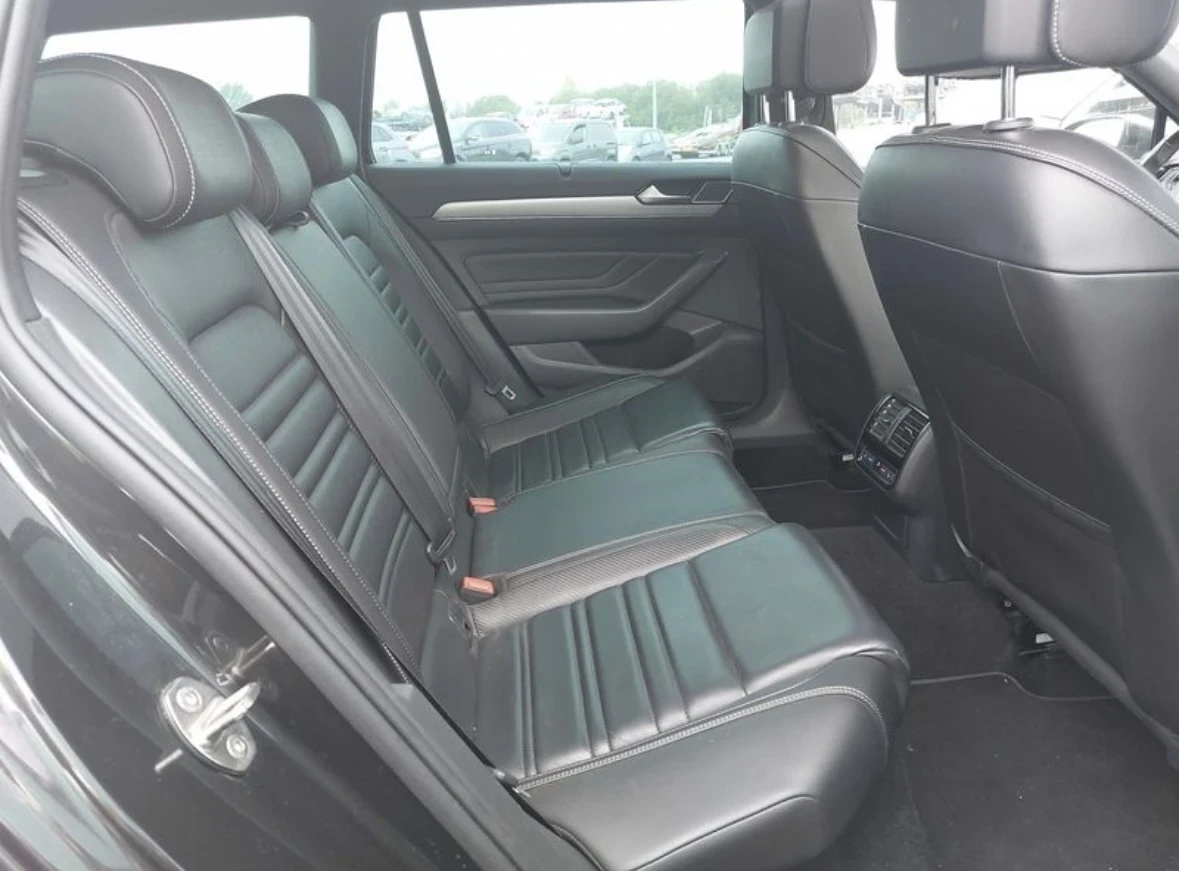 VW Passat 2.0TDI* R-LINE* Digital* Камера, снимка 7 - Автомобили и джипове - 55266238