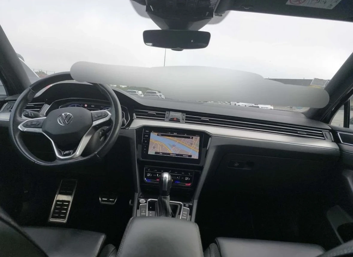 VW Passat 2.0TDI* R-LINE* Digital* Камера, снимка 12 - Автомобили и джипове - 55266238