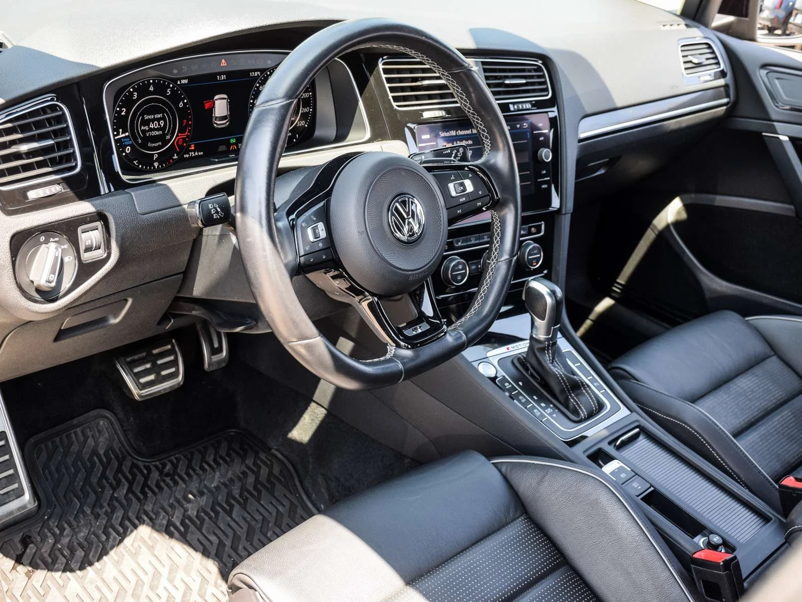 VW Golf R / 1 Собственик / 4х4 / ЦЕНА до БГ, снимка 9 - Автомобили и джипове - 55491893