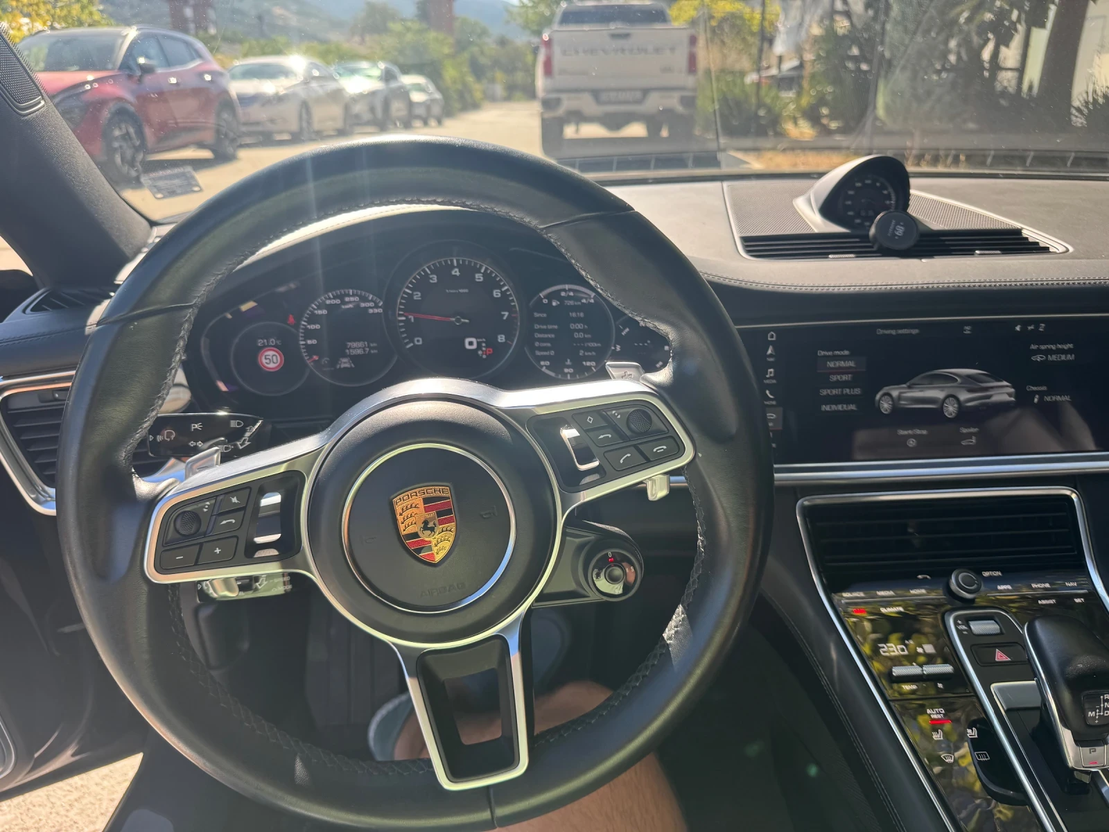 Porsche Panamera 4S, снимка 9 - Автомобили и джипове - 55693046