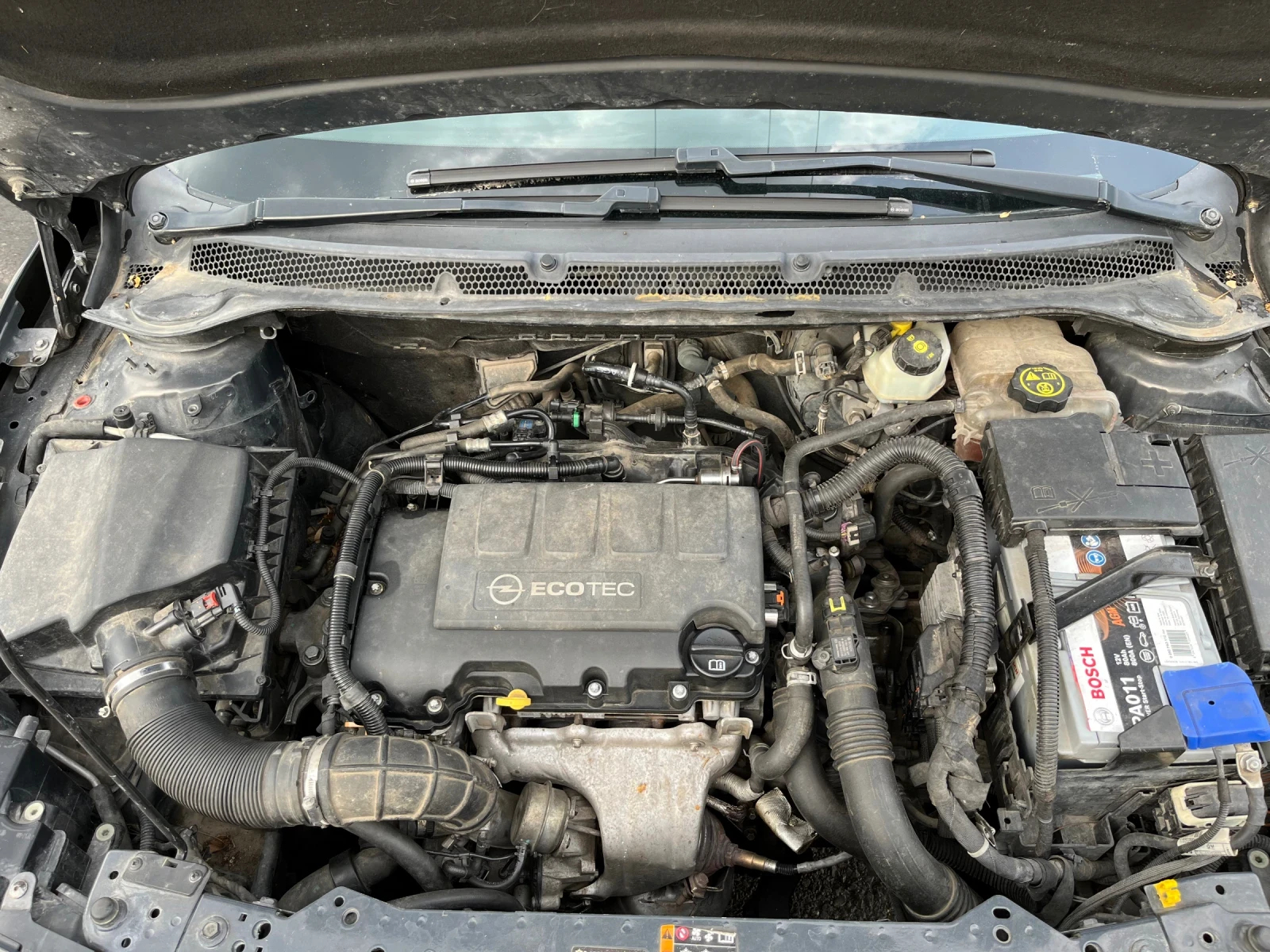 Opel Astra J 1.4T, снимка 10 - Автомобили и джипове - 55767622