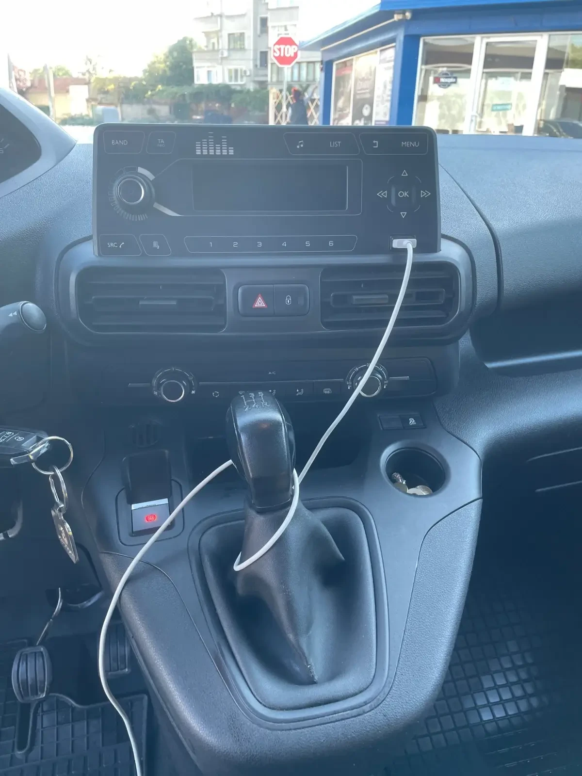 Peugeot Partner Long PREMIUM 1.6 BlueHDi 100, снимка 9 - Автомобили и джипове - 56112715