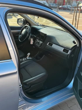Mitsubishi Outlander PHEV | Mobile.bg    5