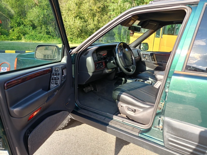 Jeep Grand cherokee, снимка 6 - Автомобили и джипове - 47917433