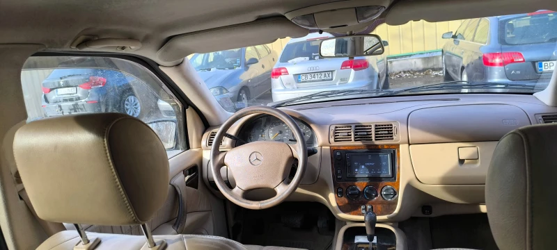 Mercedes-Benz ML 270, снимка 12 - Автомобили и джипове - 48052723