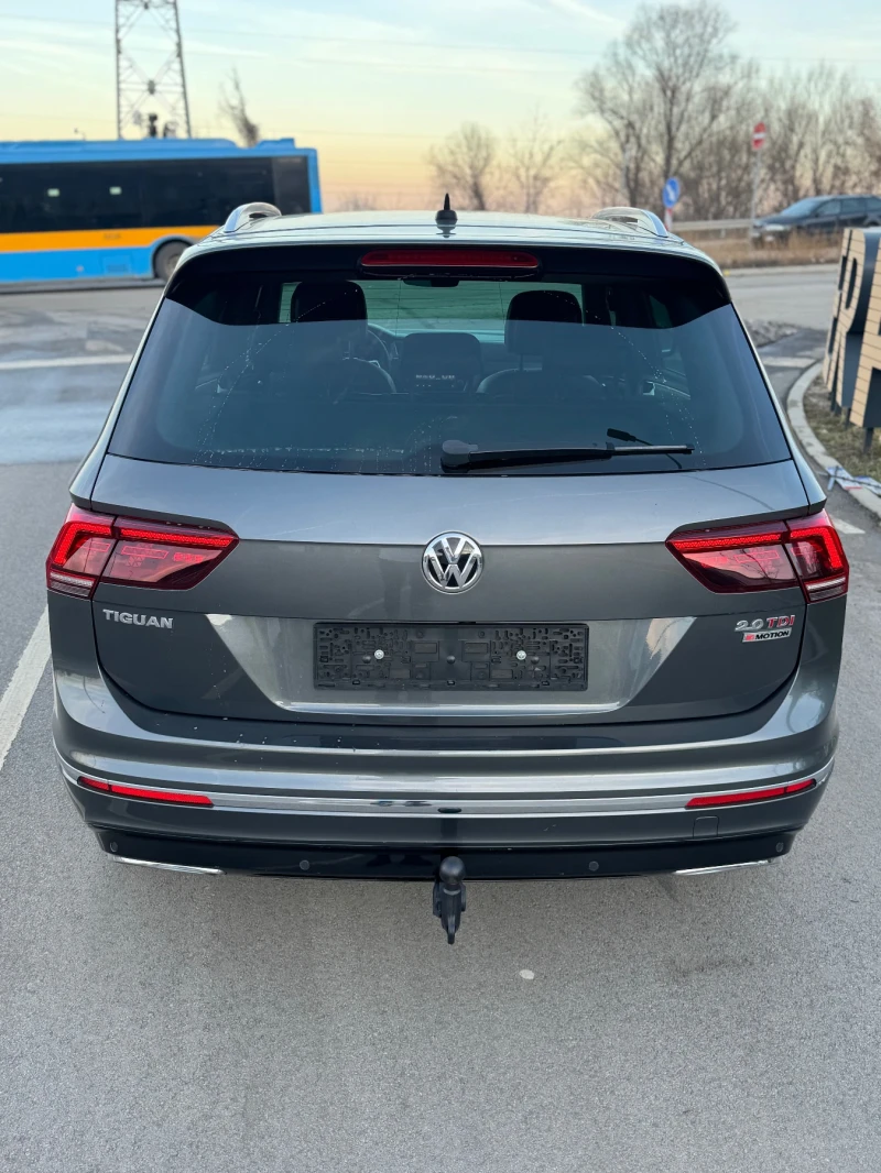 VW T-Roc TIGUAN 2.0TDI R LINE 4x4 240ks, снимка 6 - Автомобили и джипове - 49522176