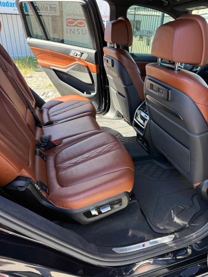 BMW X7 xDrive 50i M-Sport Individual , снимка 10 - Автомобили и джипове - 51769468