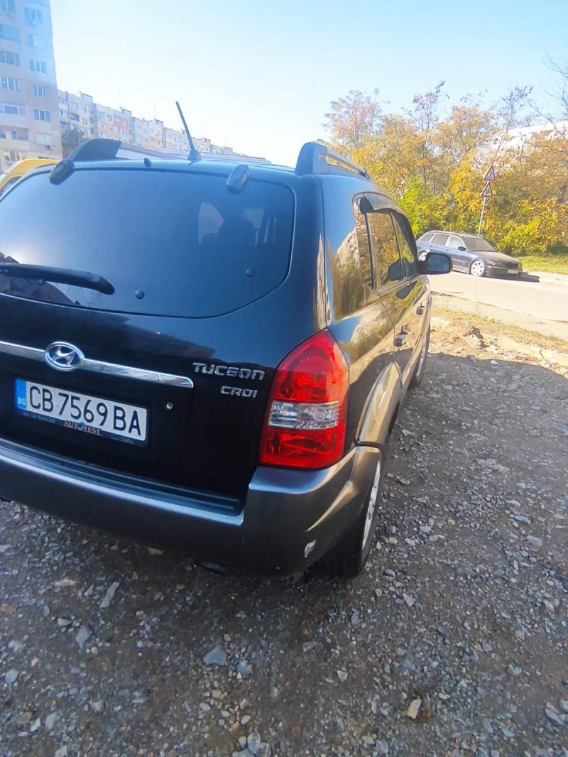 Hyundai Tucson 2.0d, снимка 4 - Автомобили и джипове - 52256002