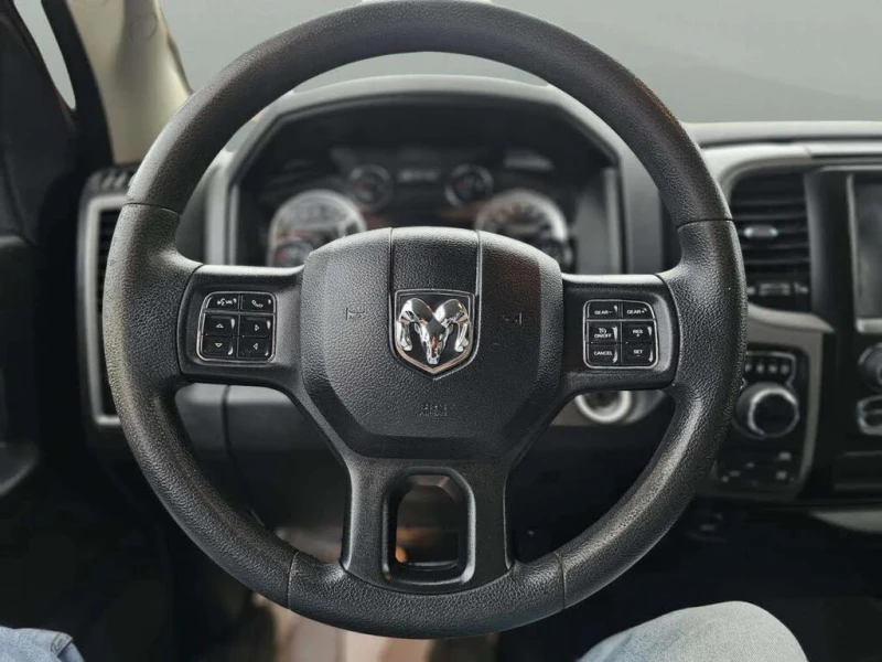 Dodge RAM 1500 Classic Tradesman CAM* CARPLAY* , снимка 11 - Автомобили и джипове - 52936759