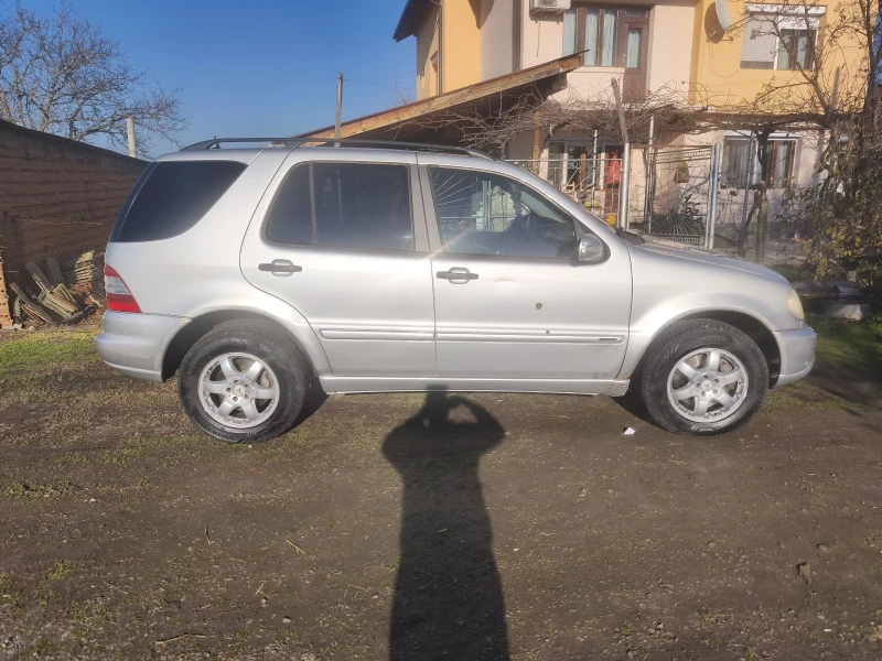 Mercedes-Benz ML 350 ML 350, снимка 3 - Автомобили и джипове - 52802381