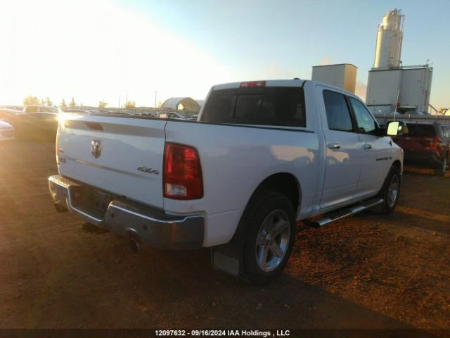 Dodge RAM 1500 5.7L V-8 4x4 ФИКСИРАНА ЦЕНА!(BUY NOW)), снимка 4 - Автомобили и джипове - 48317518