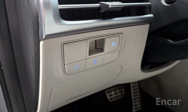 Hyundai Tucson Tucson Diesel 2.0 2WD Inspiration, снимка 15 - Автомобили и джипове - 54150344