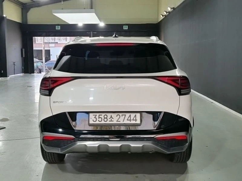 Kia Sportage Diesel 2.0 2WD| 184к.с., снимка 4 - Автомобили и джипове - 56162194