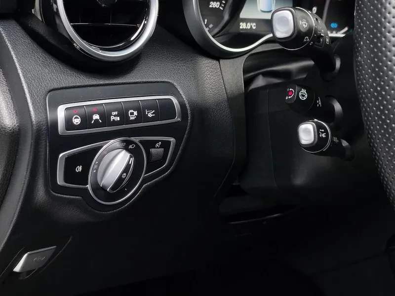 Mercedes-Benz GLC 350 E 4Matic Premium, снимка 16 - Автомобили и джипове - 56369804
