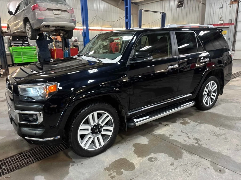 Toyota 4runner / 4WD / ОБДУХВАНЕ / 360 / PANO / CARFAX, снимка 1