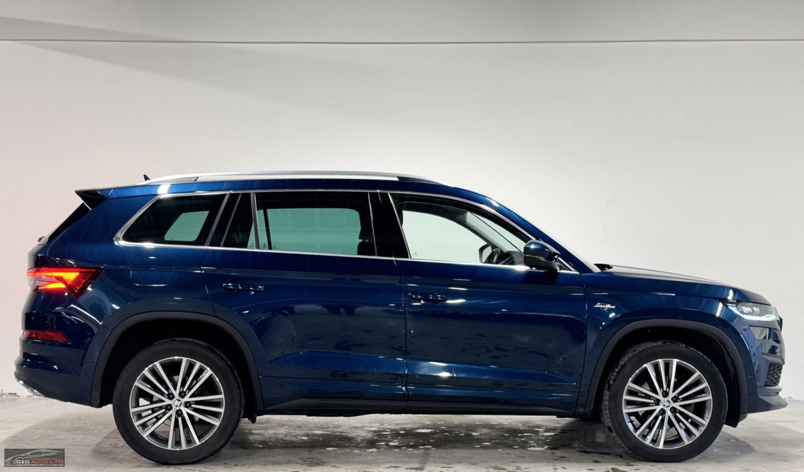 Skoda Kodiaq 2.0TDI/150HP/L&K/360/AMBI/LED/NAVI/4Х4/trg - изображение 6