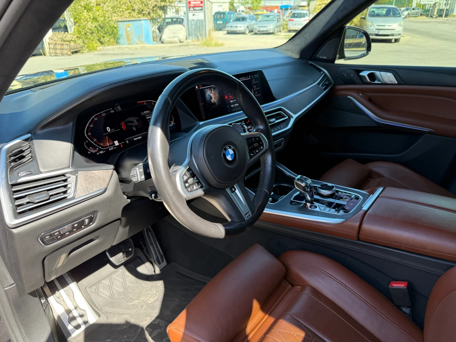 BMW X7 xDrive 50i M-Sport Individual  | Mobile.bg   15