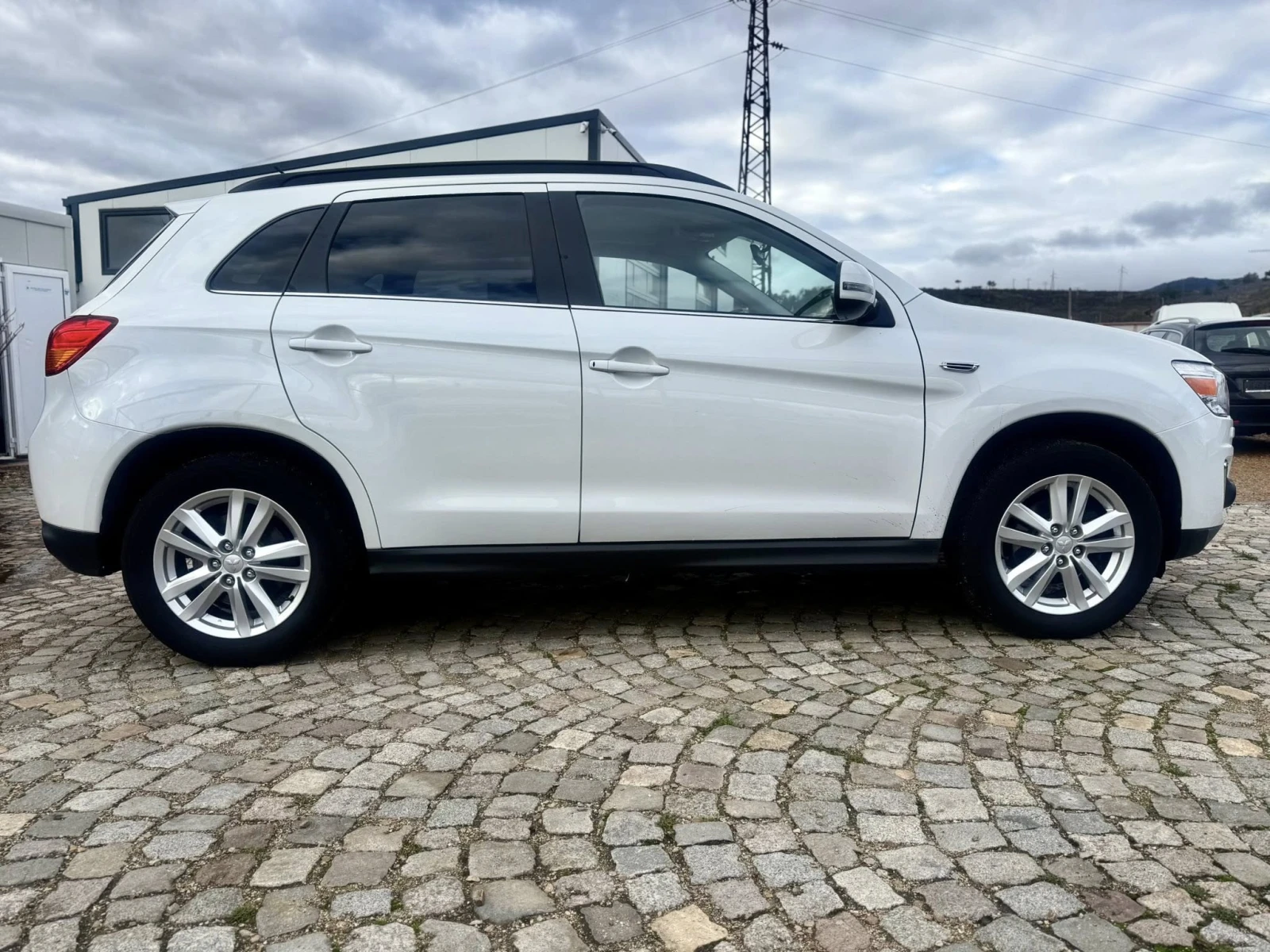 Mitsubishi ASX 2.2 4х4 АВТОМАТИК ПАНОРАМА - изображение 6