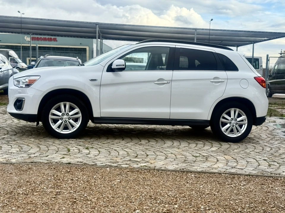 Mitsubishi ASX 2.2 4х4 АВТОМАТИК ПАНОРАМА - изображение 2