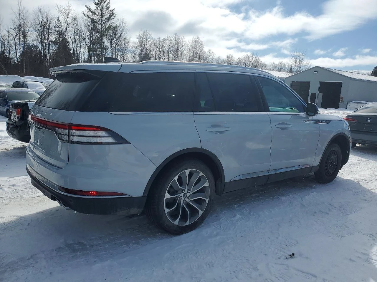 Lincoln Aviator Reserve AWD, снимка 3 - Автомобили и джипове - 54129594