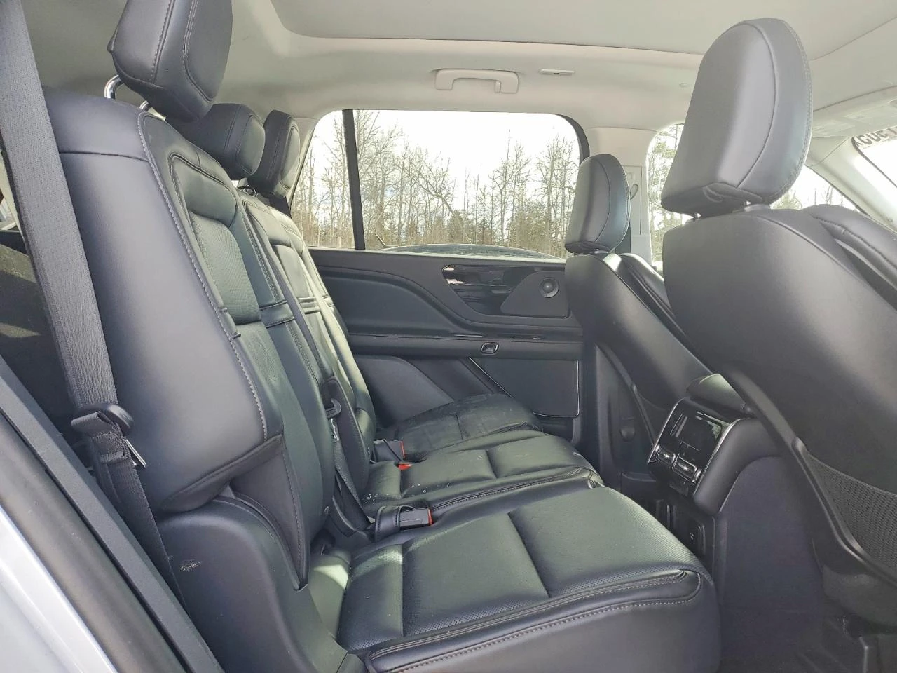 Lincoln Aviator Reserve AWD, снимка 11 - Автомобили и джипове - 54129594