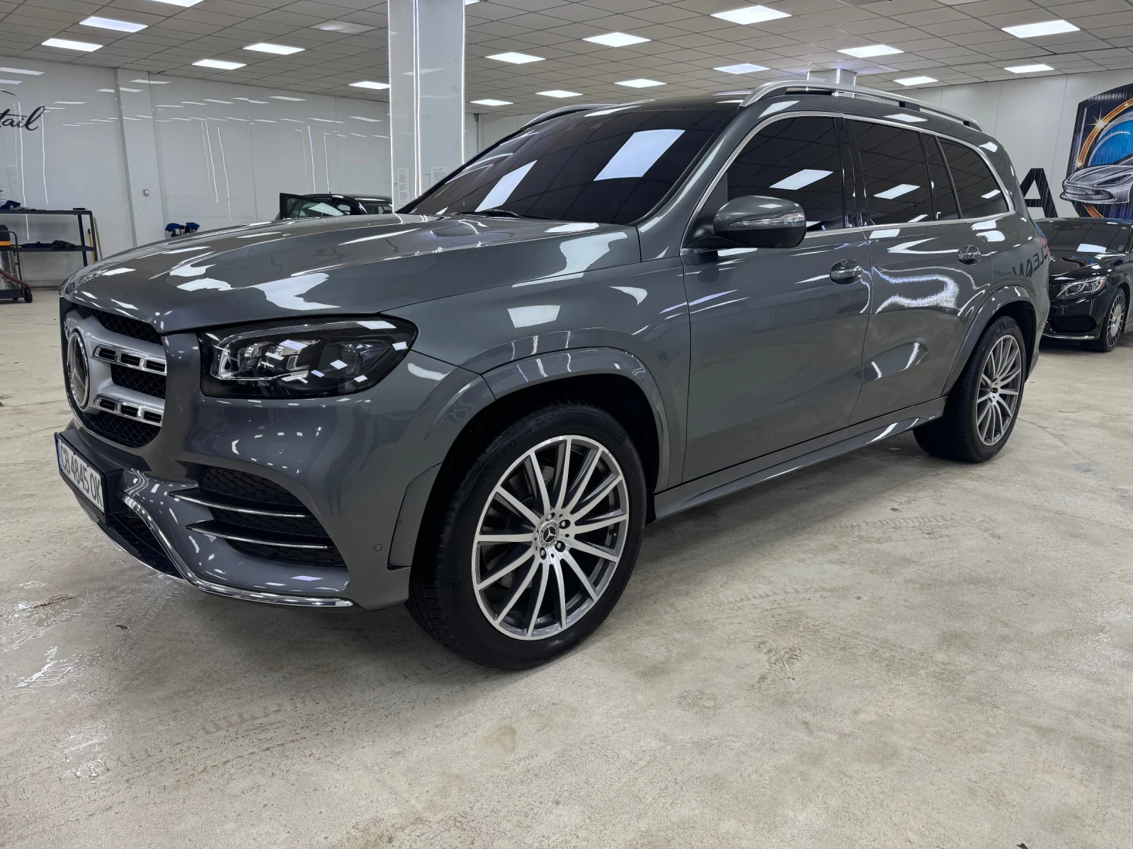 Mercedes-Benz GLS580 V8 AMG пакет   топ състояние, готов лизинг