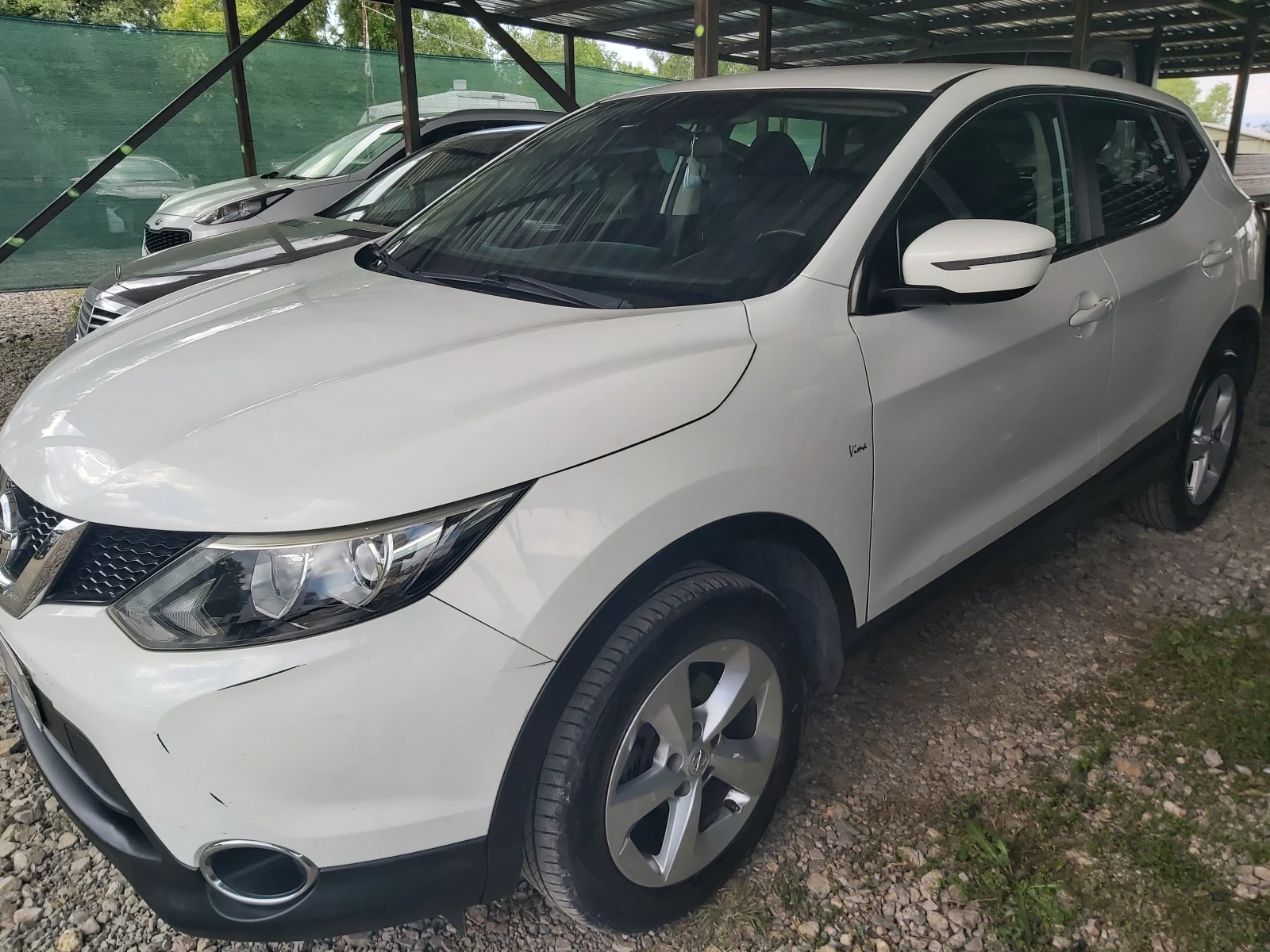 Nissan Qashqai 1.5 dci, снимка 3 - Автомобили и джипове - 54702603