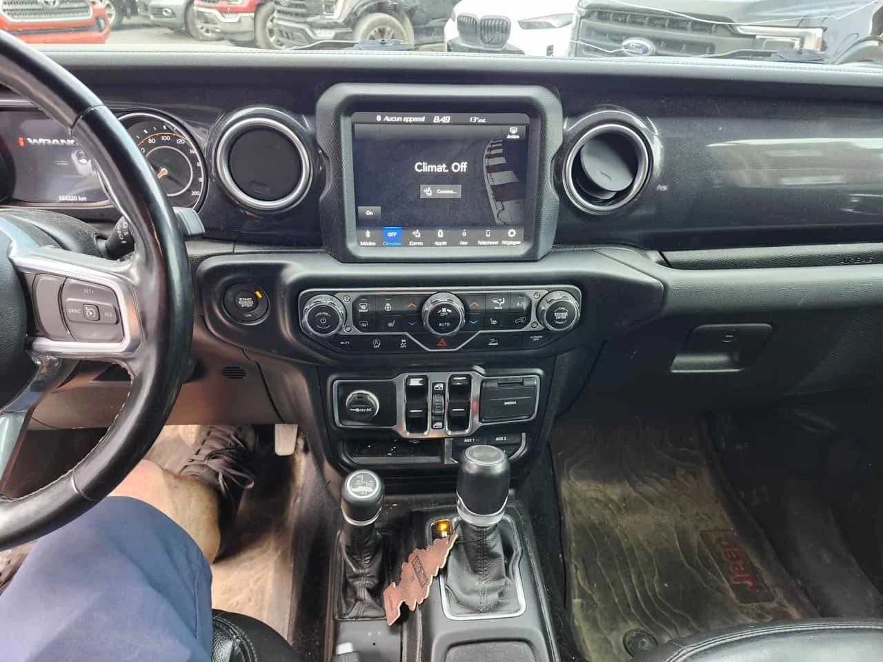 Jeep Wrangler Unlimited Sahara Altitude /CARFAX/ФИНАНСИРАНЕ, снимка 9 - Автомобили и джипове - 54719608