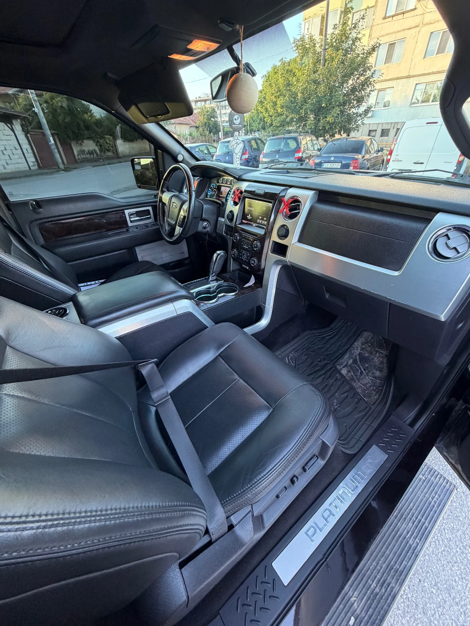 Ford F150 5.0 PLATINUM, снимка 13 - Автомобили и джипове - 55011697