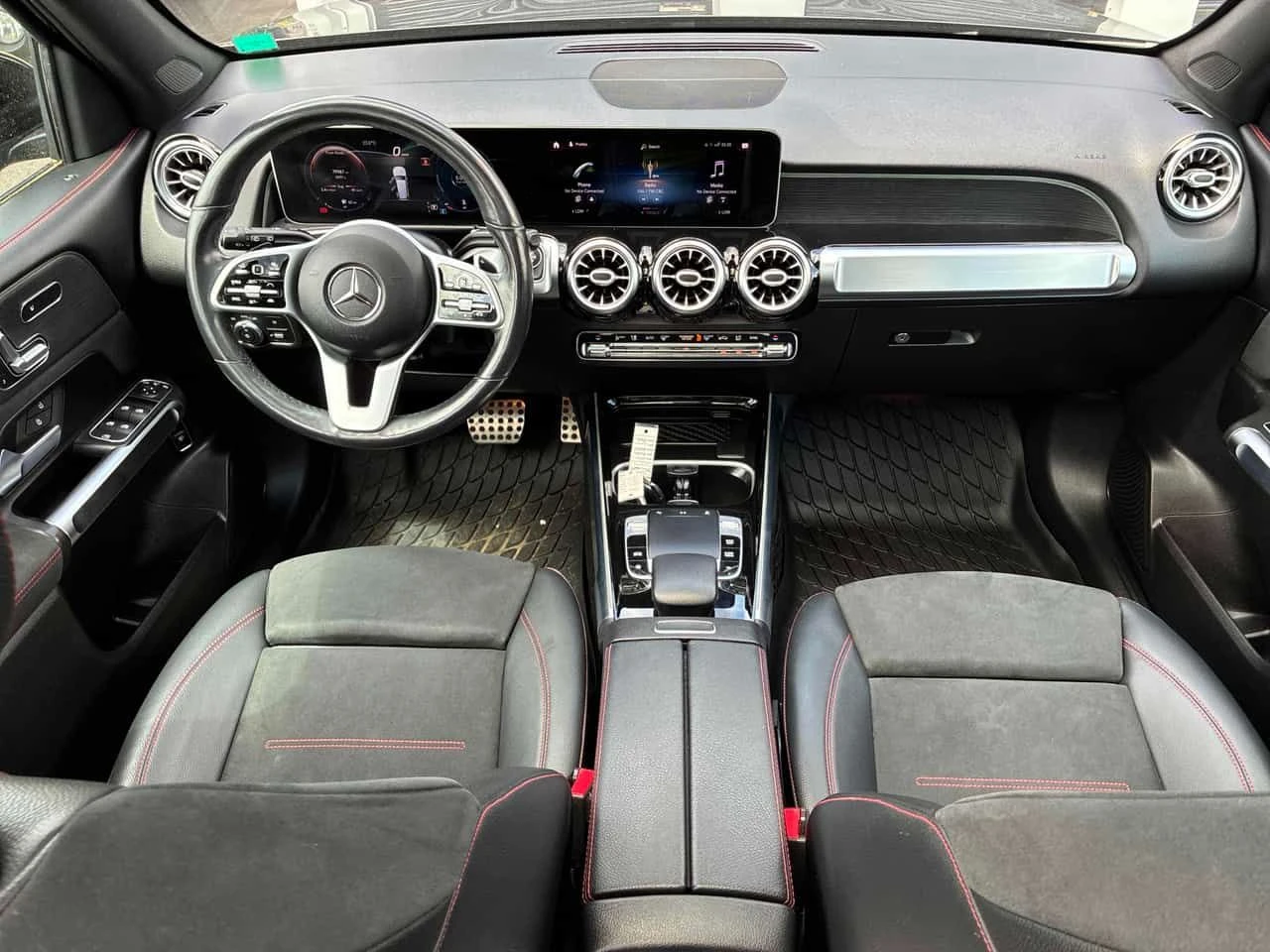 Mercedes-Benz GLB 250 ПОДГРЕВИ * ПАНО * KEYLESS, снимка 7 - Автомобили и джипове - 55045242