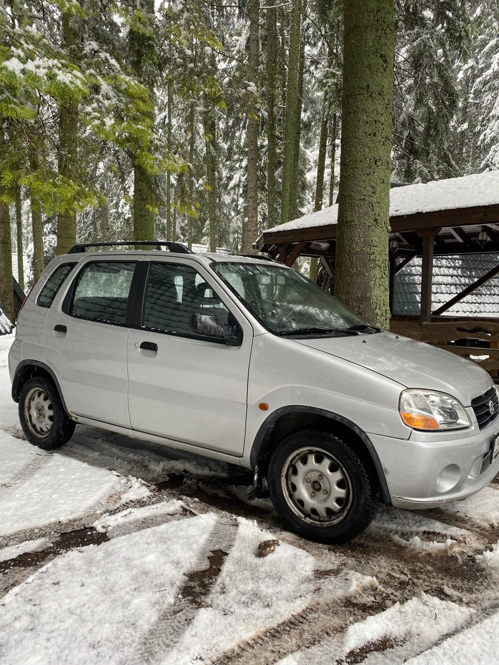 Suzuki Ignis, снимка 4 - Автомобили и джипове - 55101654