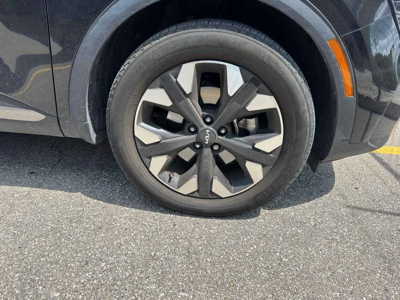 Kia Sportage X Line Limited AWD w/Black Interior * CARFAX * Б, снимка 7 - Автомобили и джипове - 55700924