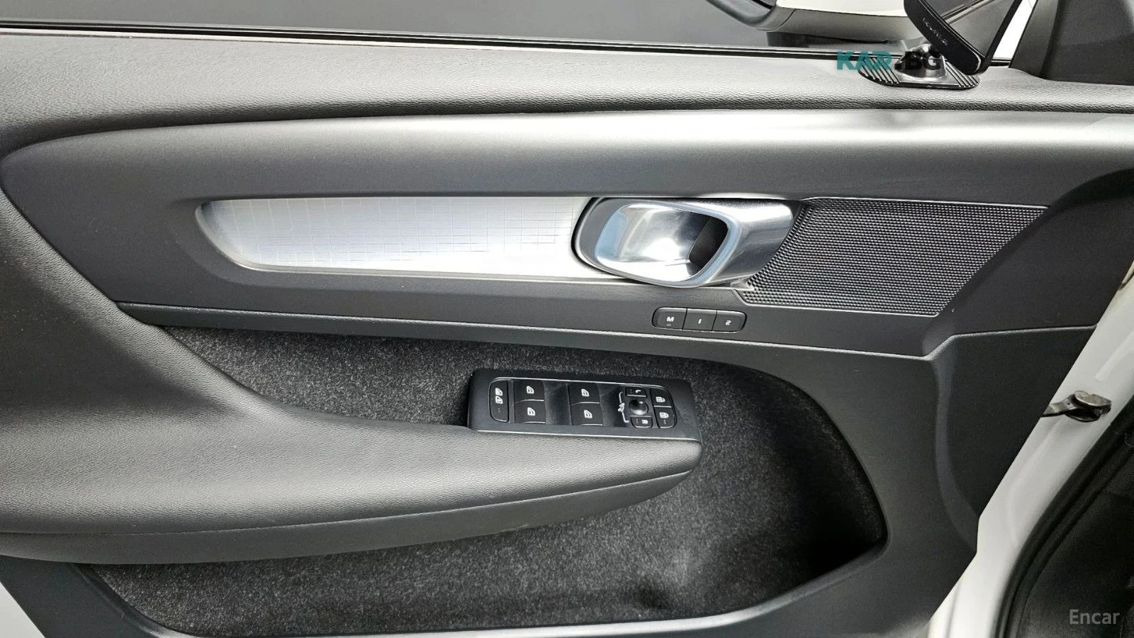 Volvo XC40, снимка 16 - Автомобили и джипове - 56736713