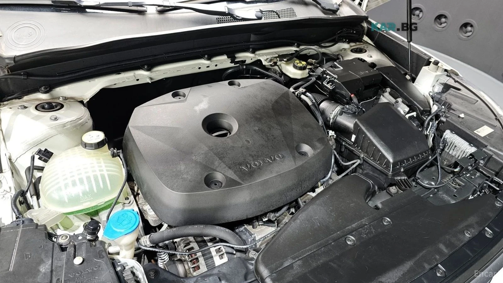 Volvo XC40, снимка 6 - Автомобили и джипове - 56736713
