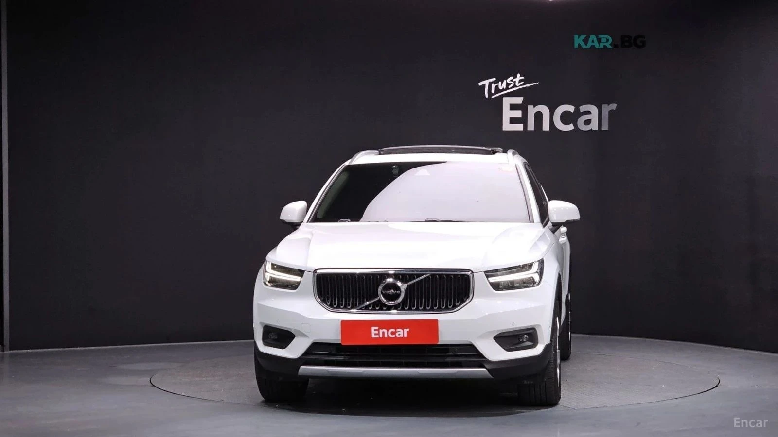 Volvo XC40, снимка 3 - Автомобили и джипове - 56736713