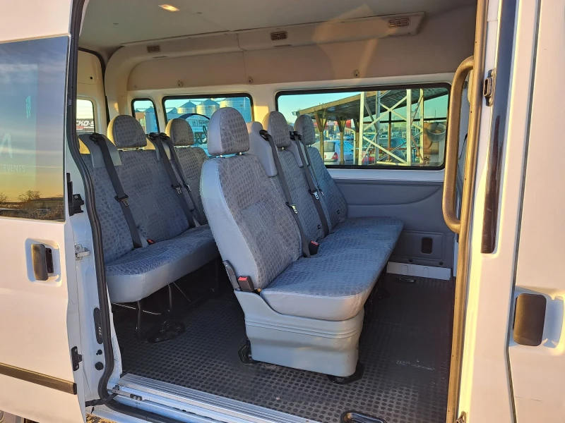 Ford Transit 2.2D/176хкм/КЛИМА/8+ 1/CRUIZE/100кс, снимка 10 - Бусове и автобуси - 47868568