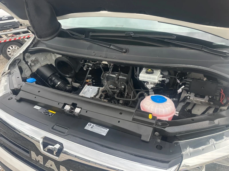 Man TGE МАXI!3.140!КЛИМА!ТОП!145Х.КМ!, снимка 8 - Бусове и автобуси - 51709274